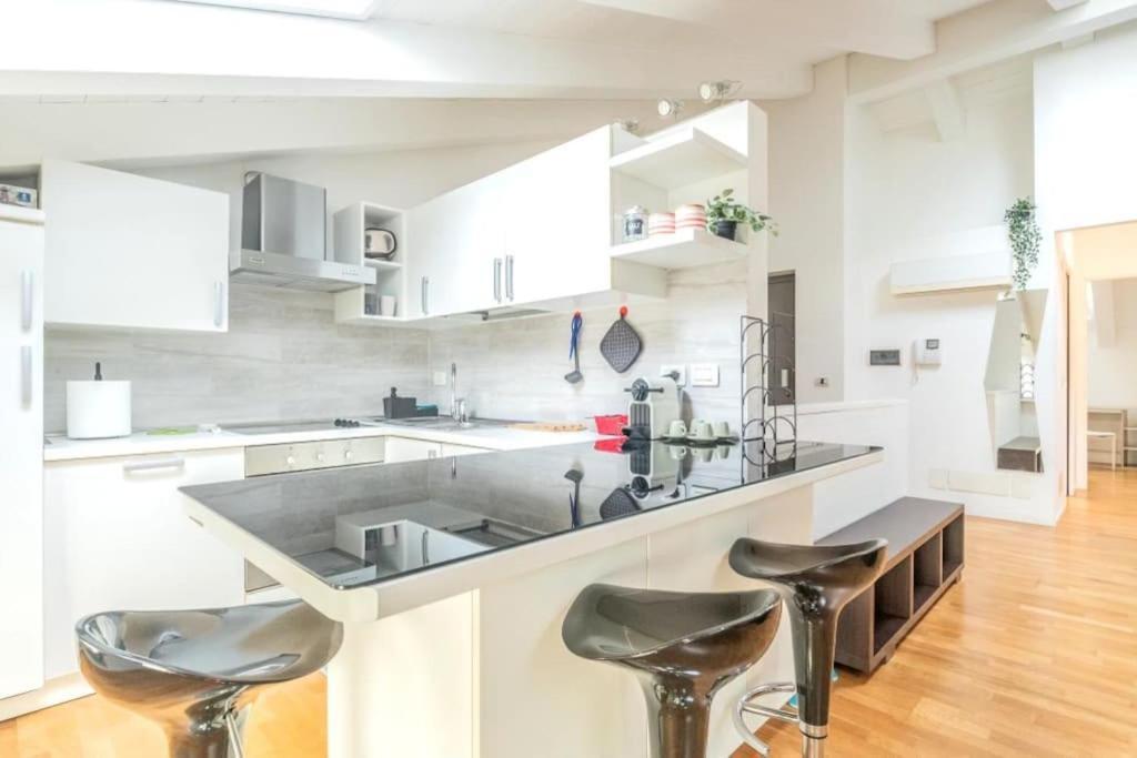Penthouse Piazza San Giacomo Удине Экстерьер фото